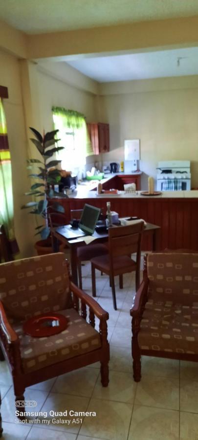 Western Tobago Cozy 3 Bedroom Retreat Arnos Vale Екстер'єр фото